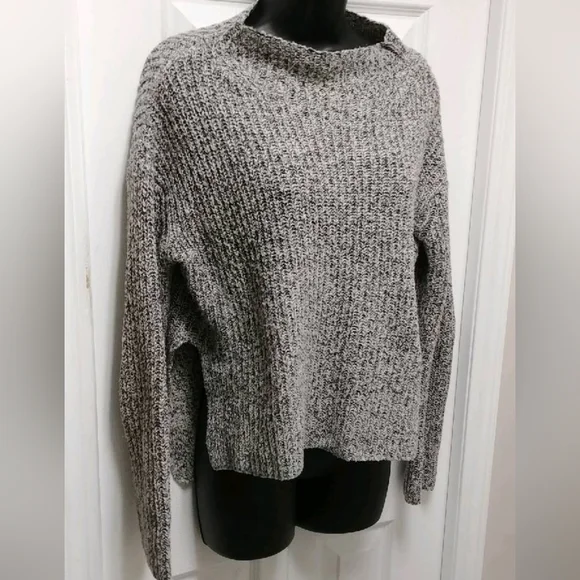 Cloth knit pullover sweater - Picture 6 of 6